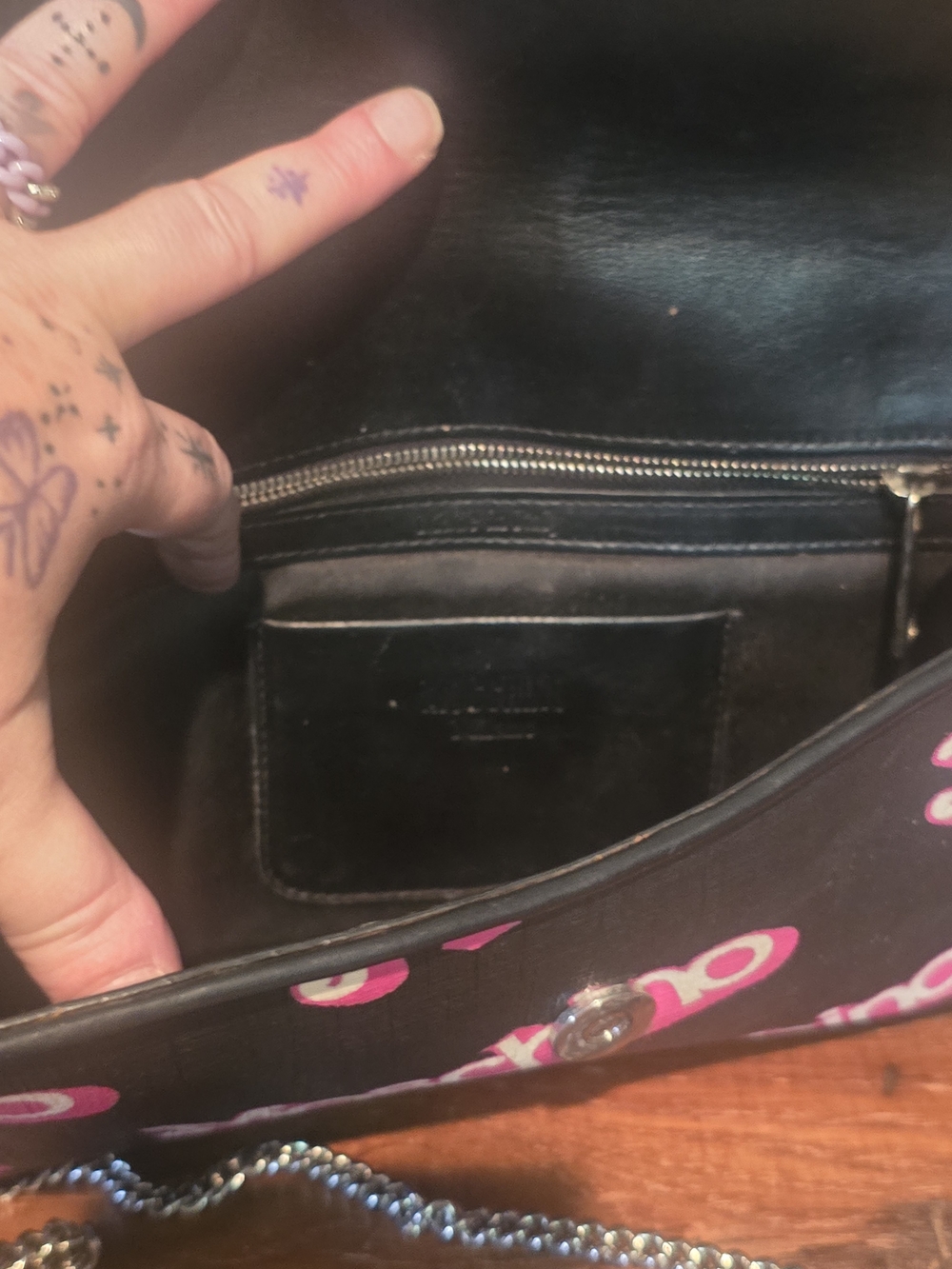 Moschino Barbie By Jeremy Scott Black Crossbody with Pink Logo Print - Picture 6 of 16